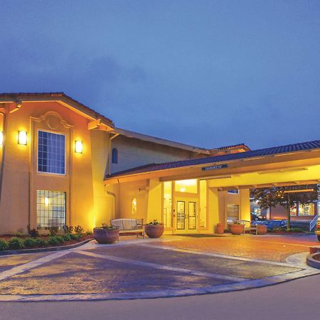 La Quinta Inn By Wyndham Moline Airport Εξωτερικό φωτογραφία